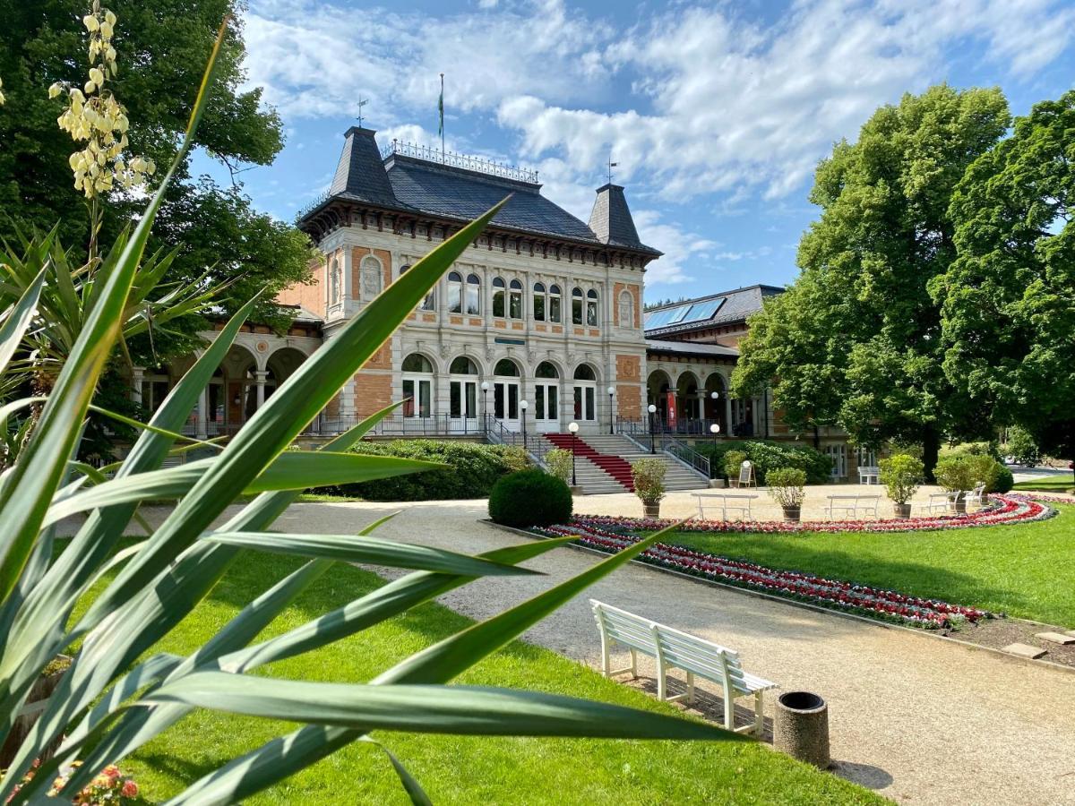 Hotel Koenig Albert Bad Elster Exterior photo